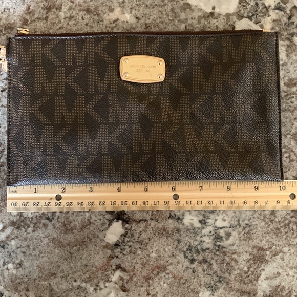 Mk wristlet - Picture 5 of 6